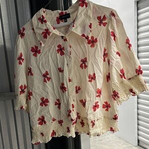 Who What Wear Floral Button-Up Blouse. Cottage, Coquette,